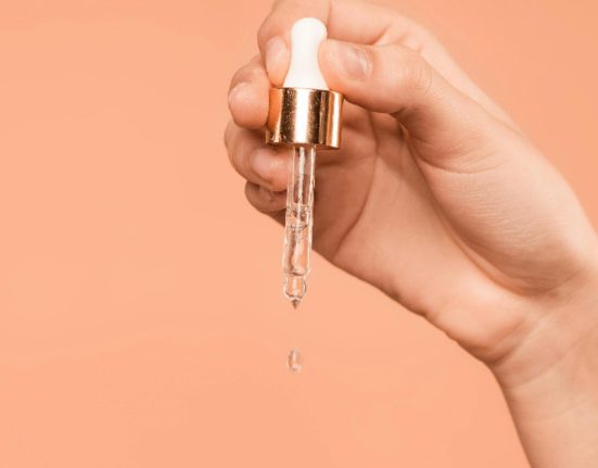 Cum sa faci acasa un ser cu Vitamina C