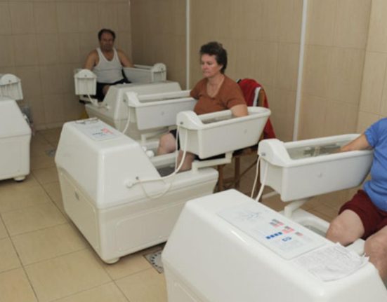 Guvernul a decis Cati pensionari primesc bilete de tratament