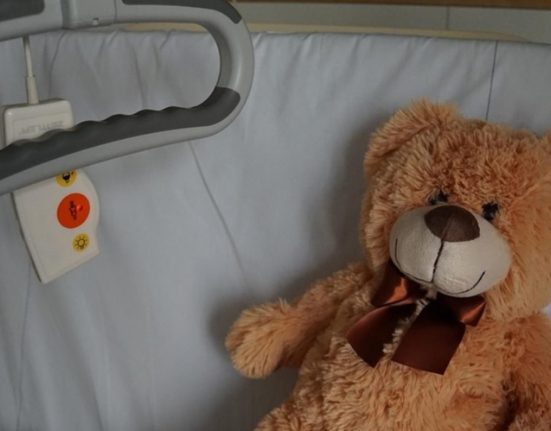 Alerta medicala in gradinitele din Romania un copil a murit de meningita Mihai Craiu avertizeaza boala mortala cu vaccin disponibil