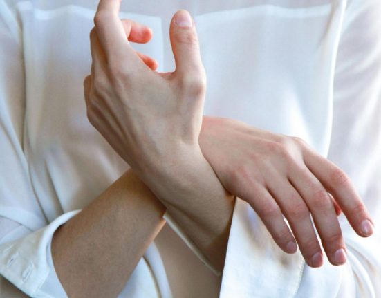 De ce amortesc mainile si picioarele Afectiuni asociate simptomului