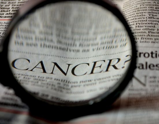 Inteligenta artificiala a depistat cancerul ignorat de medici