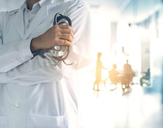 Spitalele pot primi donatii nu si medicii