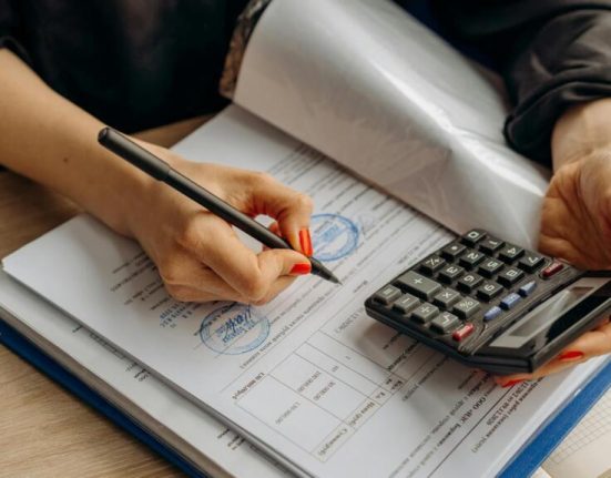 3 din 4 romani nu crede in eficienta cheltuielilor fiscale