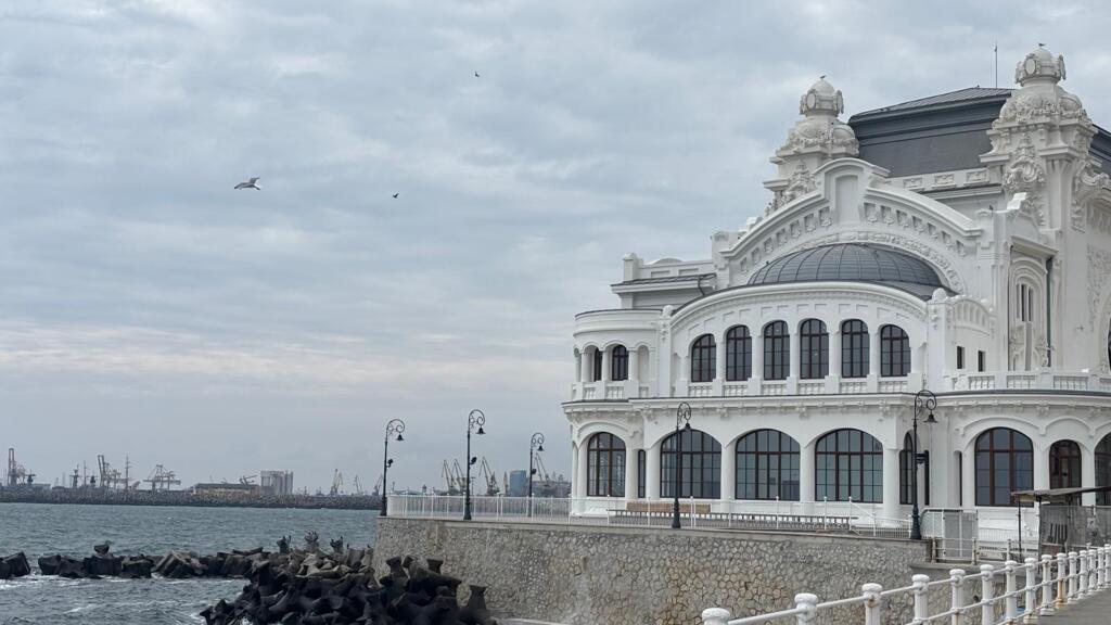 Cazinoul din Constanta vandalizat de vizitatori