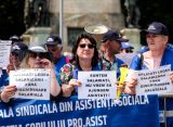 Sute de sindicaliști Cartel Alfa protestează la Cotroceni 2 Sute de sindicalisti Cartel Alfa protesteaza la Cotroceni