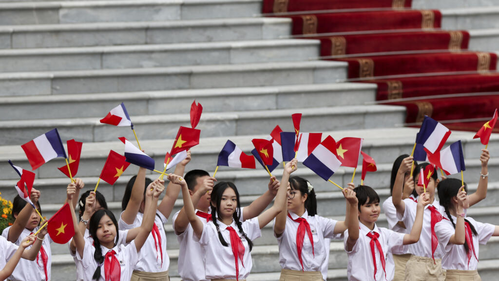 Vietnamul renunta la regula maxim doi copii pe familie