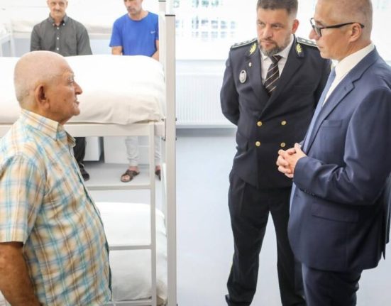 Paturi reduse mai mult spatiu 380 locuri noi la Penitenciarul Poarta Alba