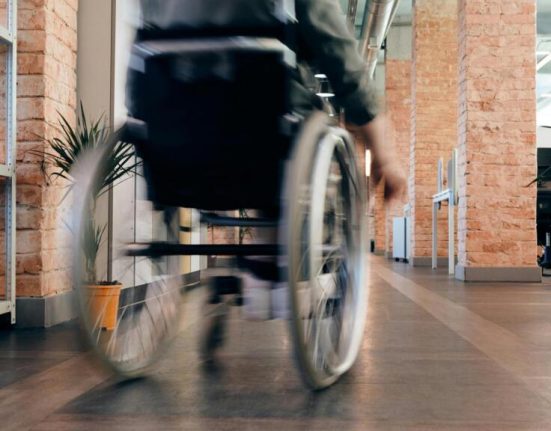 Reforma ajutoarelor pentru persoanele cu dizabilitati