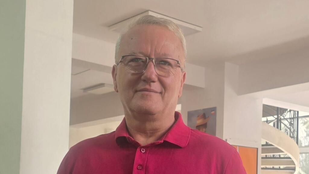 Sanctiunile nu l opresc pe medicul Razvan Constantinescu